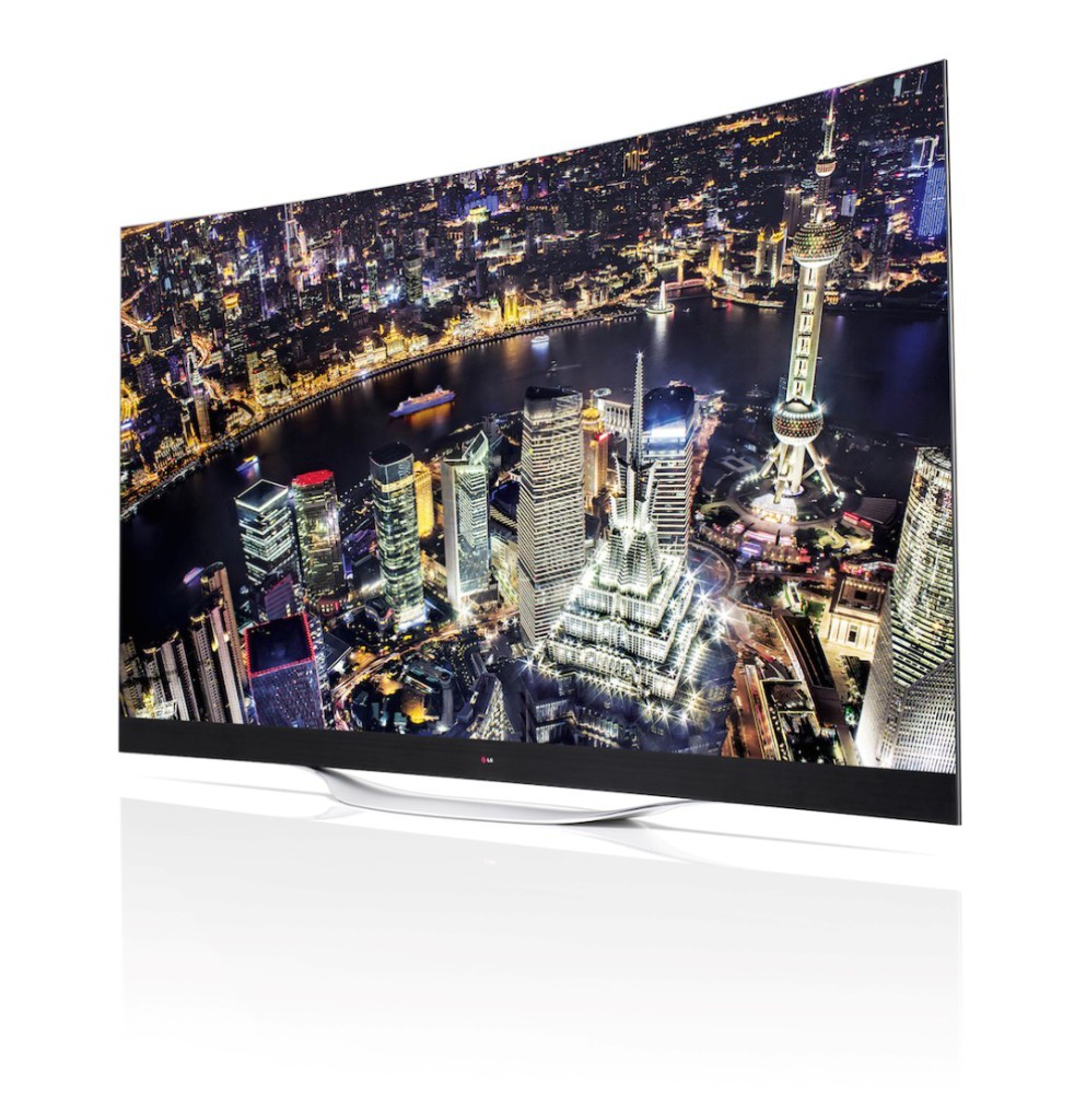 LG-77-4K-OLED-TV-03 (Large)