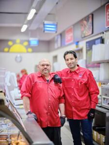 Bruce William Santelli ja Mohannad Abazli